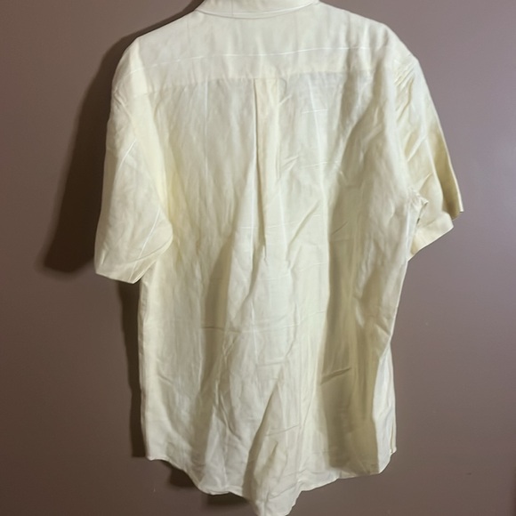 Linen rayon oversized yellow button down shirt. B6 - Picture 5 of 5